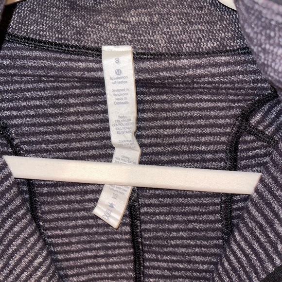 Lululemon Half Zip black gray 8 - Picture 3 of 6